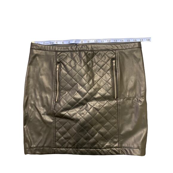 Black Faux Leather Quilted Mini Skirt Grunge Punk Edgy Dark Rugged Moody Large - Picture 5 of 6